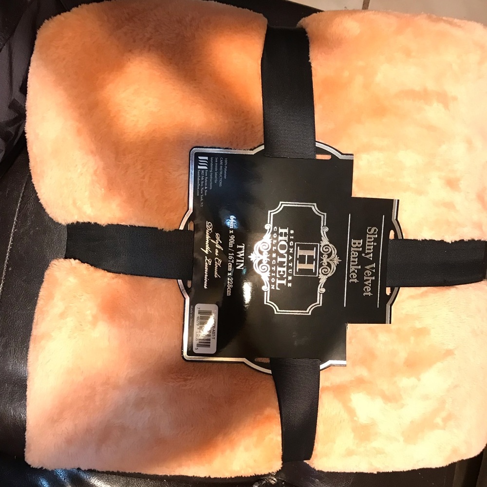 Super soft velvet blanket